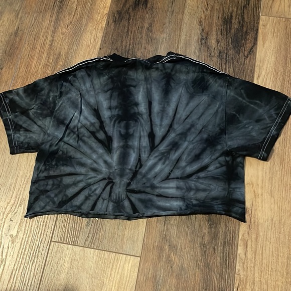 AKIRA - Picture 2 of 2